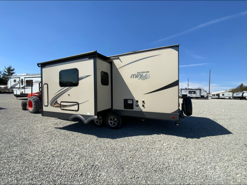 Forest River Rockwood Mini Lite 2507S Camping World of Piqua 2245337P