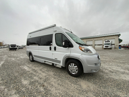 RV carousel image 1