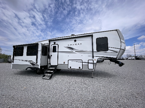RV carousel image 1