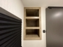 bedroom-shelves
