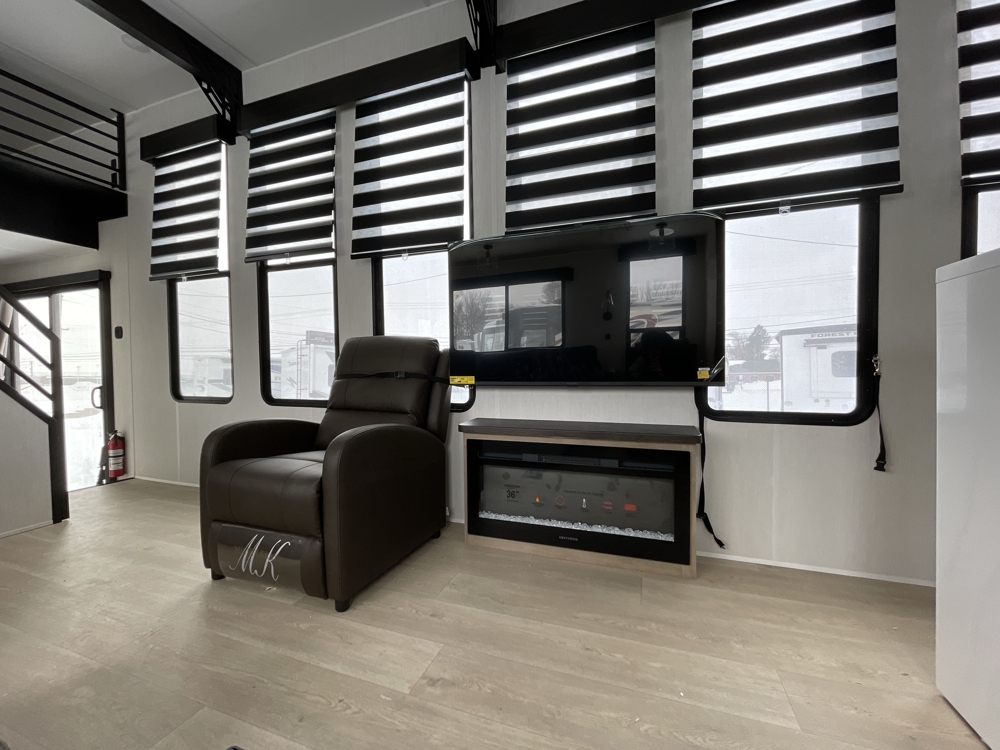 recliner-tv-fireplace