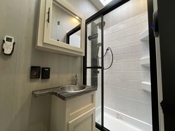 vanity-shower thumbnail