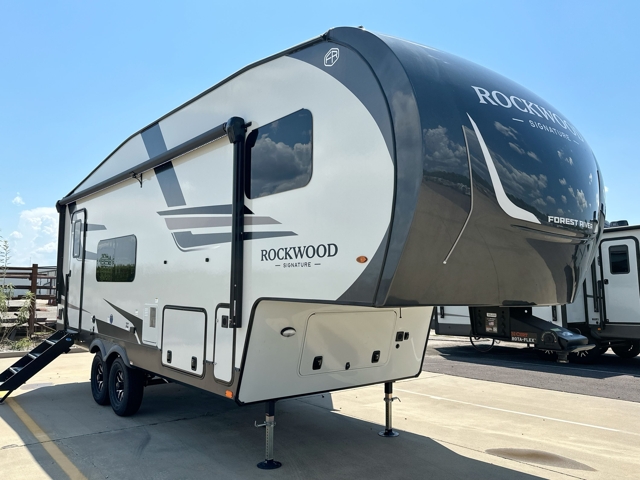 2026 Forest River Rockwood Signature 282RK — photo 1 of 8