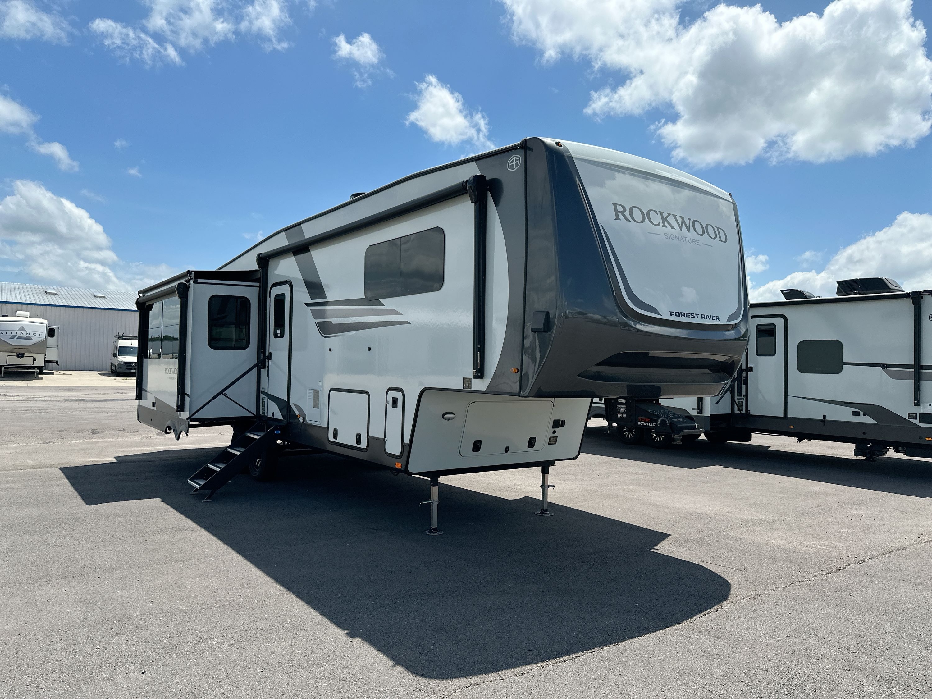 New or Used Forest River Rockwood Signature RVs for Sale | Camping