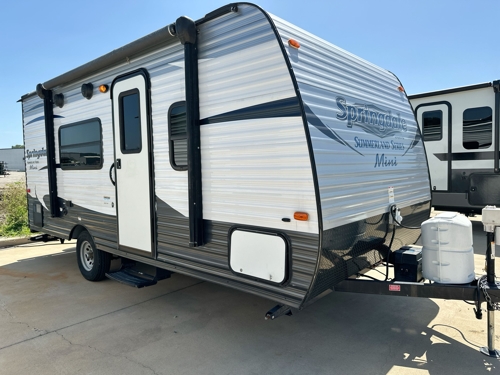 RV carousel image 1