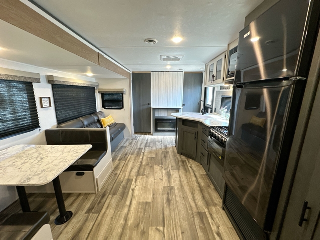 2024 Dutchmen Aspen Trail LE 26BH — photo 3 of 8