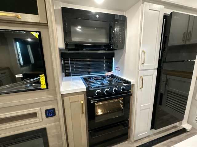 2026 Jayco Eagle HT 312BHOK — photo 8 of 8