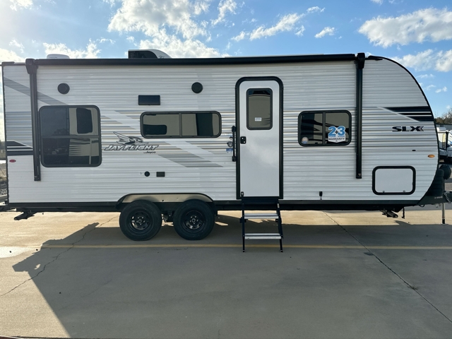 2026 Jayco Jay Flight SLX 210QB — photo 6 of 8