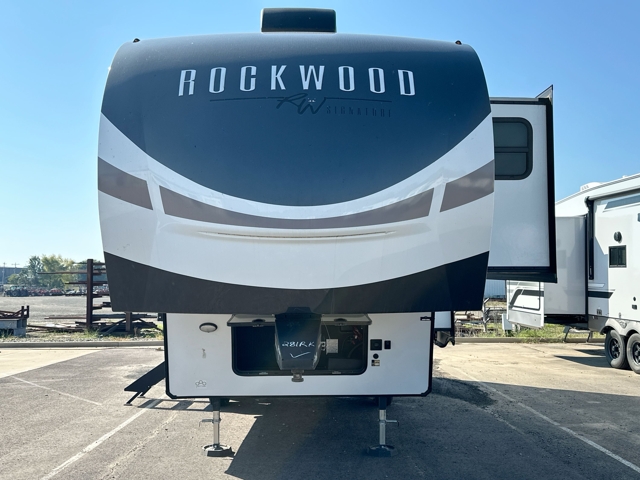 2024 Forest River Rockwood Signature 281RK — photo 5 of 8