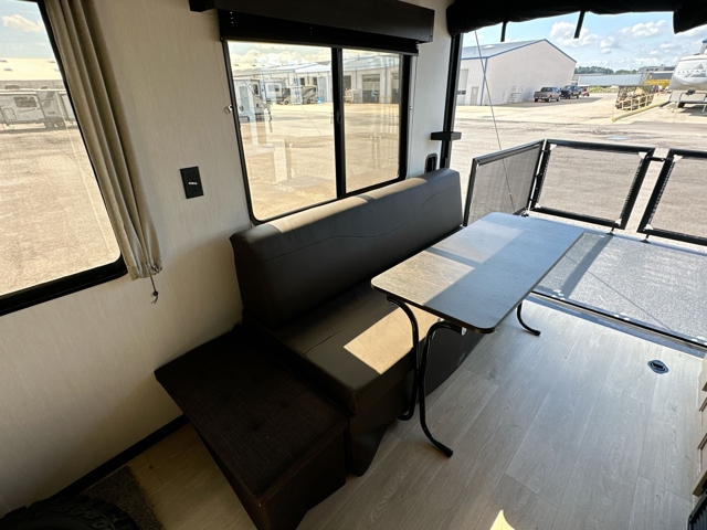 2026 Forest River Grey Wolf 18RR — photo 4 of 8