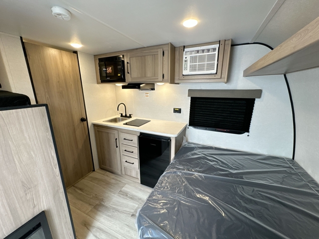 2026 Keystone Coleman 13B — photo 3 of 8