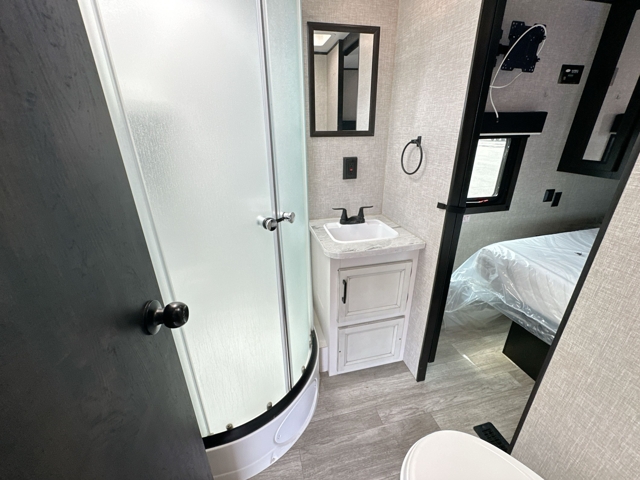 2022 Jayco Jay Flight SLX 265TH — photo 4 of 8