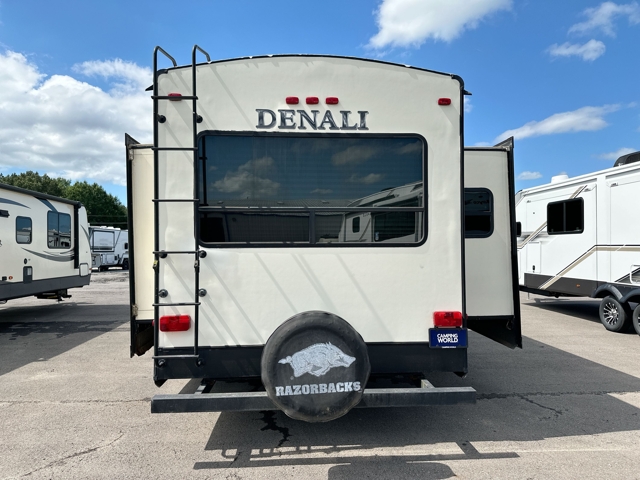 2017 Dutchmen Denali 325RL — photo 8 of 8