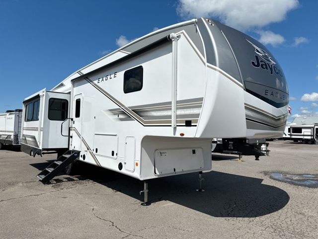 2027 Jayco Eagle 321RSTS — photo 1 of 8