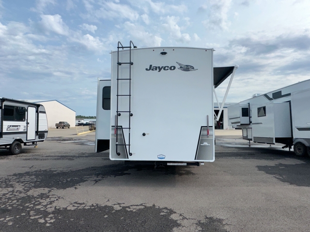 2027 Jayco Eagle 367TBTS — photo 3 of 8