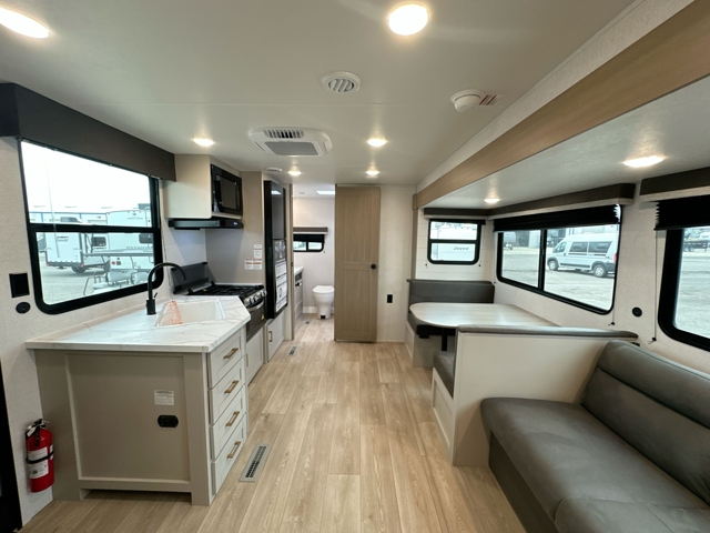 2027 Jayco Jay Flight 265MWS — photo 3 of 8