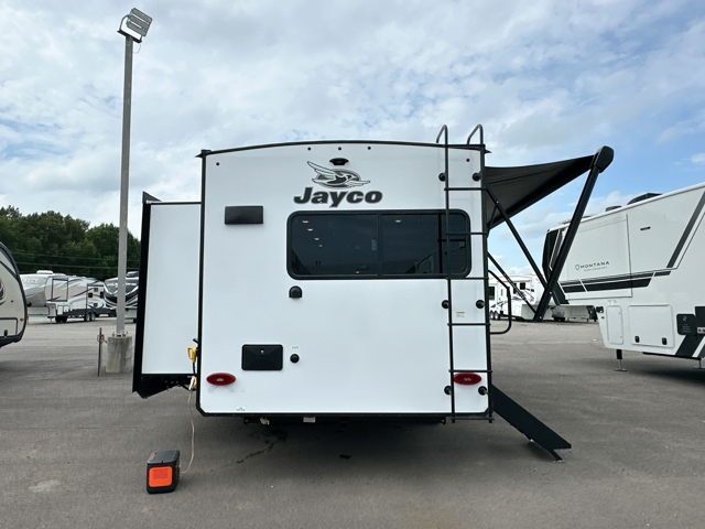 2027 Jayco Jay Feather 23RK — photo 8 of 8