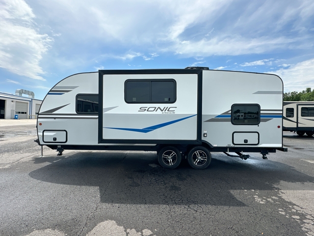 2022 Venture RV Sonic 220VBH — photo 7 of 8