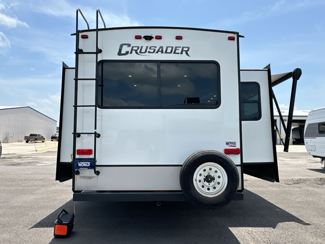 2022 Prime Time Crusader 305RLP — photo 8 of 8