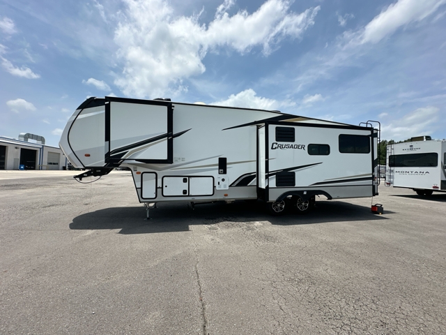 2022 Prime Time Crusader 305RLP — photo 7 of 8