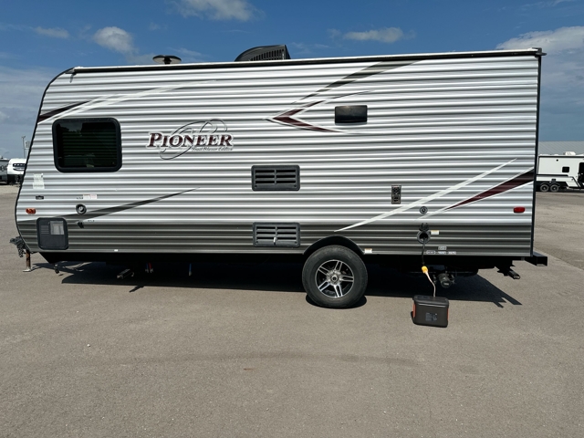 2018 Heartland Pioneer RB180 — photo 8 of 8