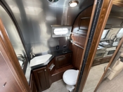 bathroom-1 thumbnail