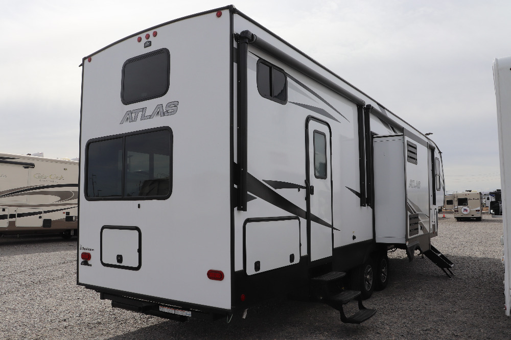 Dutchmen Atlas 3602LFKB Camping World of Pasco 1956734