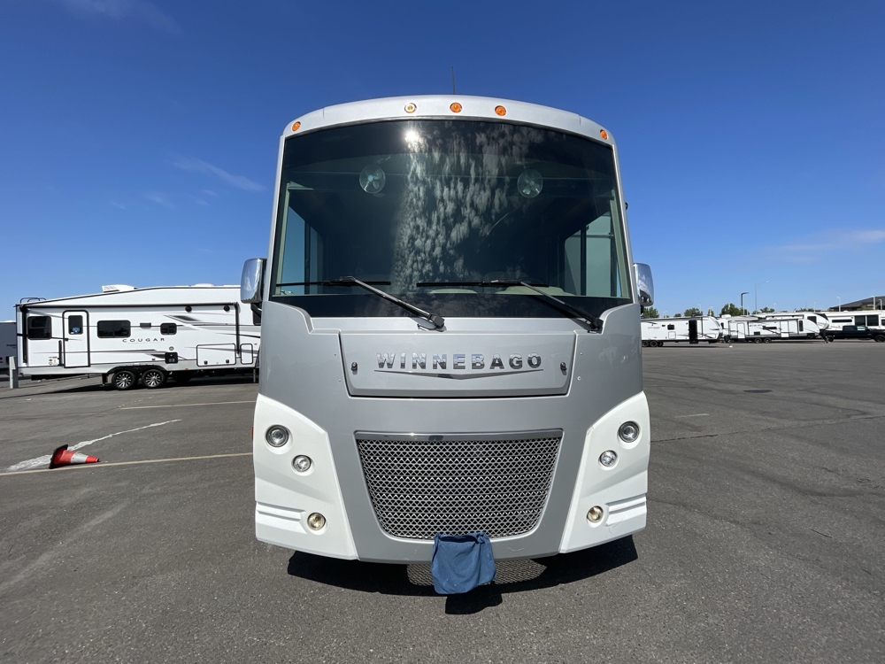 2020_winnebago_adventurer_35f_