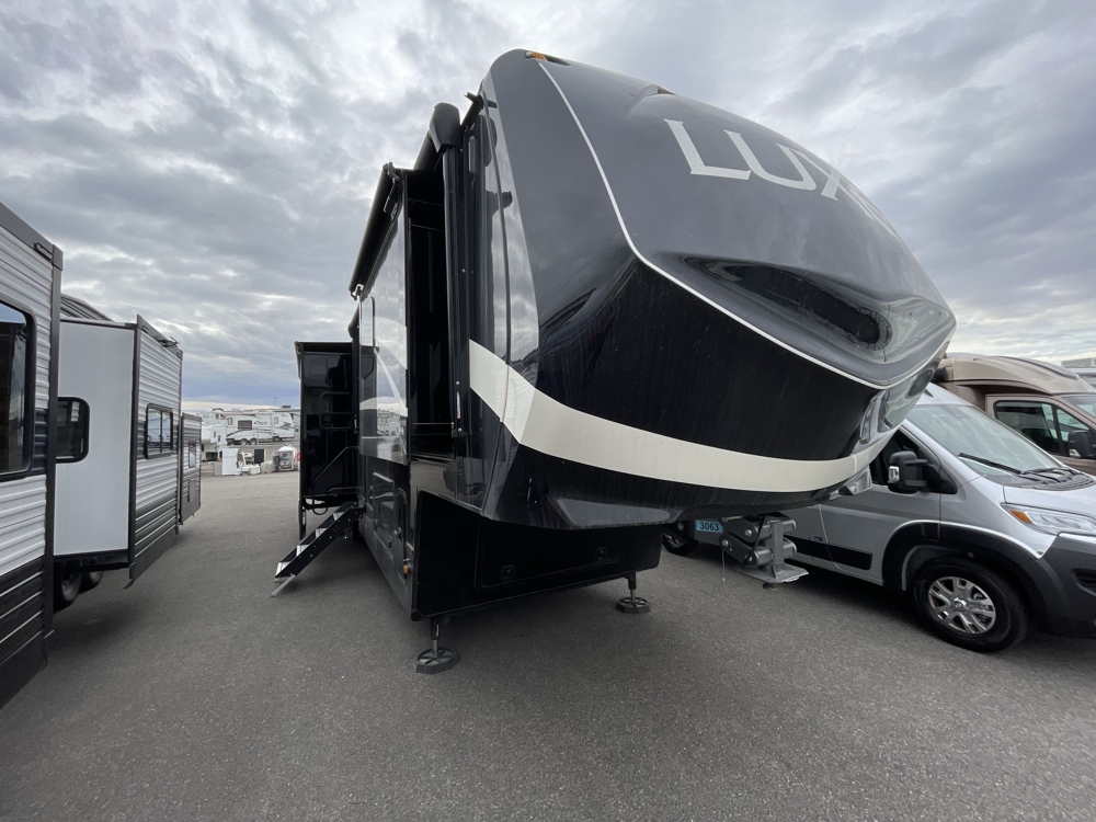 2024 The Rv Factory Luxe 45B - Stock #2603197Z | Pasco, WA | Camping World