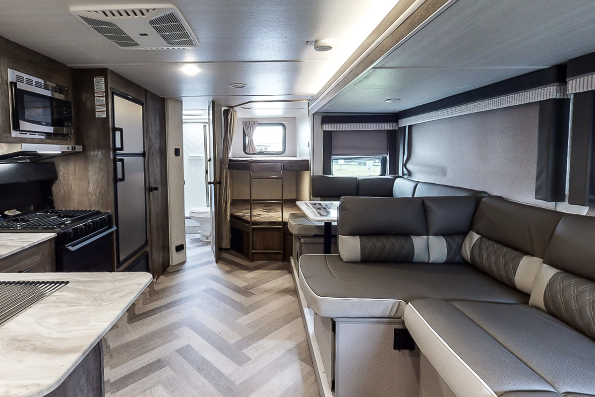 New Or Used Travel Trailer Campers For Sale Rvs Near Chicago