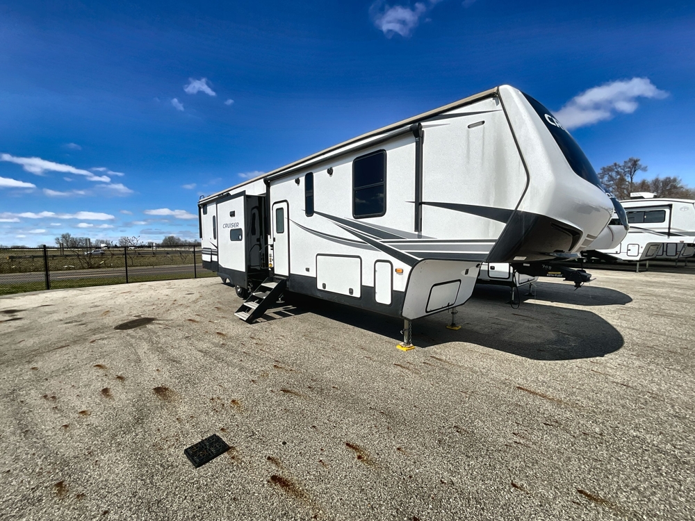 2022 Crossroads Cruiser 3851BL - Stock #2527934P | Coldwater, MI ...