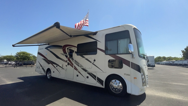 2023 Thor Windsport 31C — photo 1 of 8