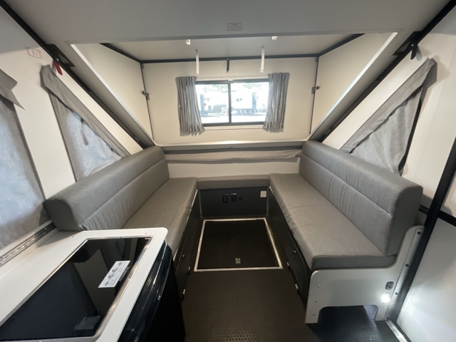 2024 A Liner Aliner Evolution 15 — photo 4 of 8