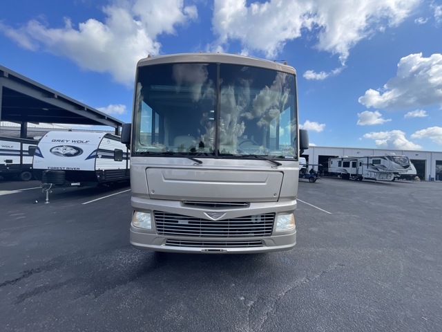 2007 Fleetwood Bounder 36Z — photo 4 of 8