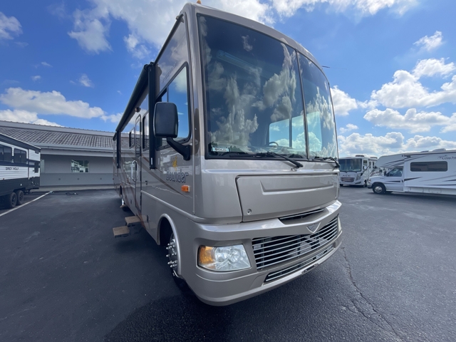 2007 Fleetwood Bounder 36Z — photo 1 of 8