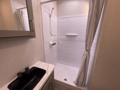 bathroom-2 thumbnail