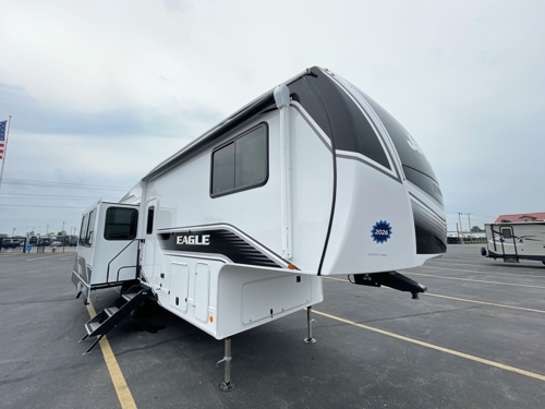 Shop New & Used Jayco Fifth Wheel RVs | Jayco RV