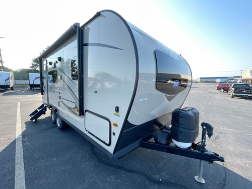RV carousel image 1