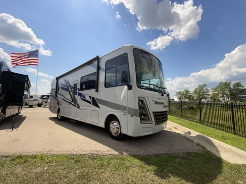 RV carousel image 1