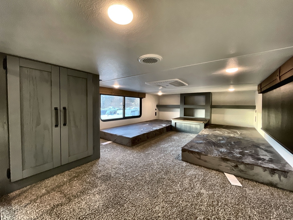 bunk-room