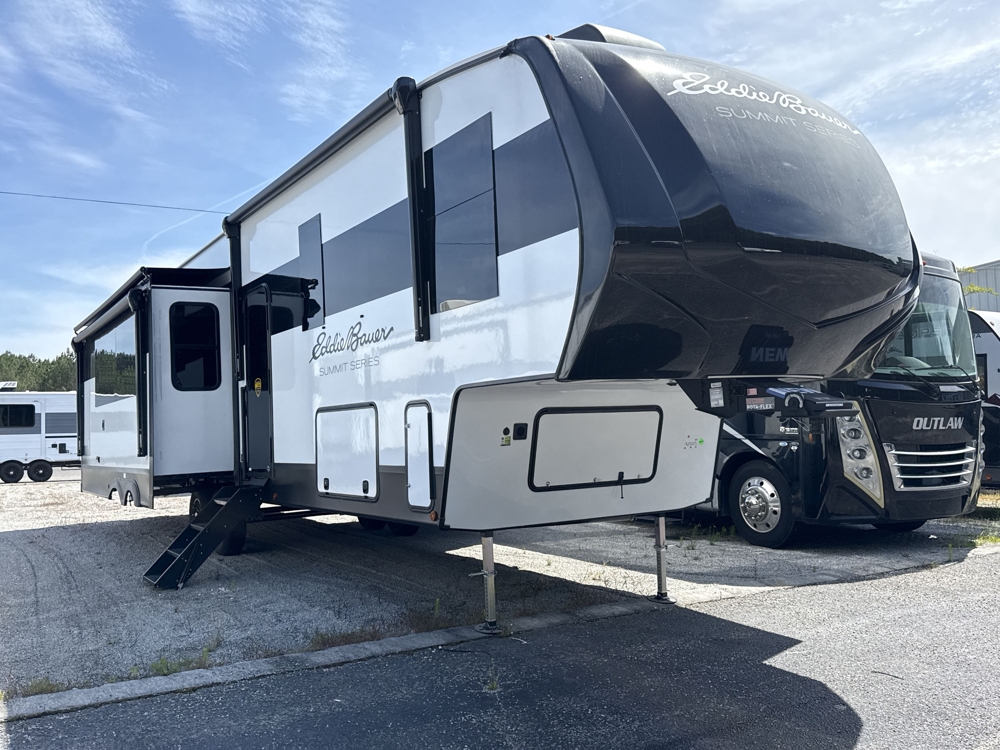 2027 Dutchmen Eddie Bauer Summit 3511RK