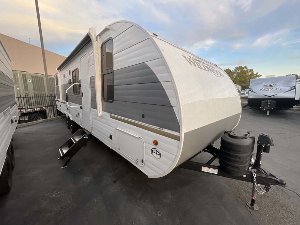 2026 Forest River Wildwood X-Lite 273QBXL - Stock #2608740