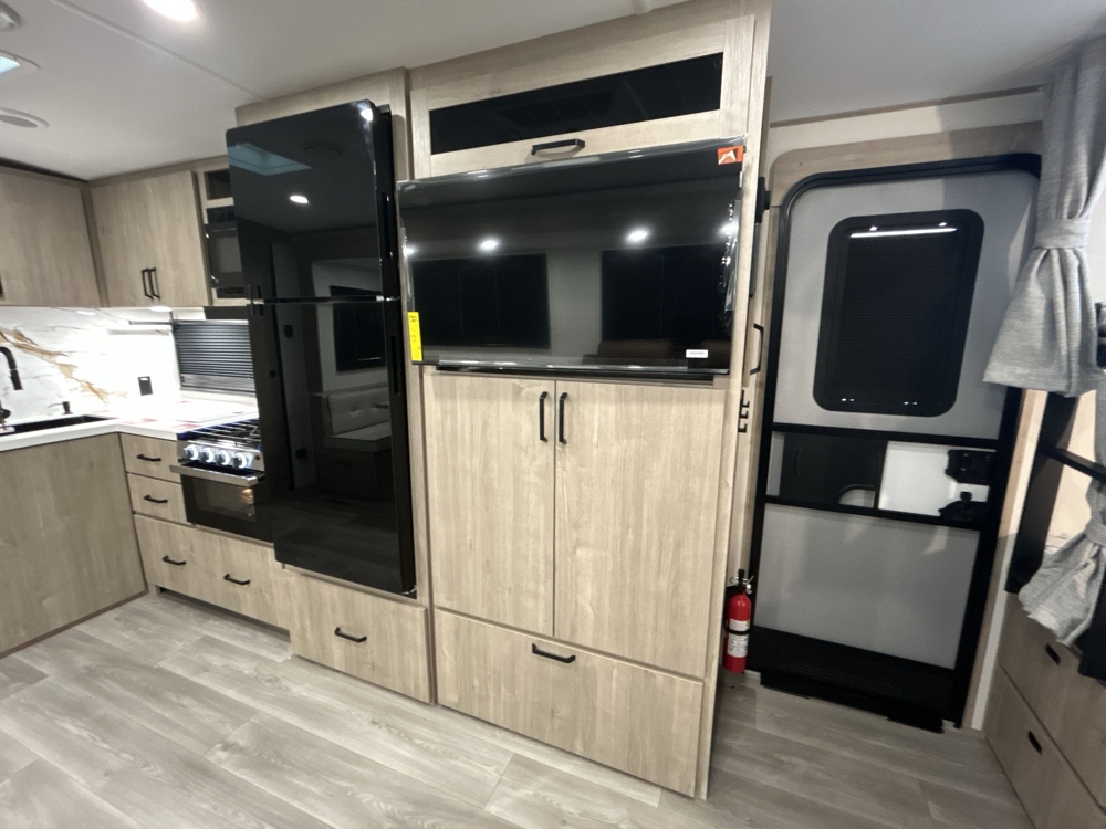 entertainment-center