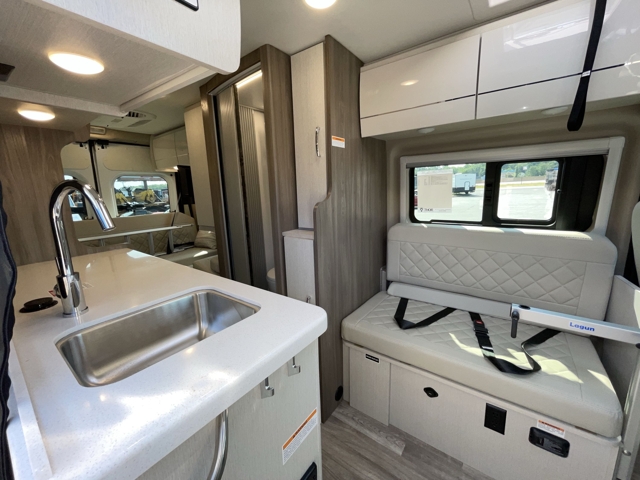 2025 Thor Tellaro 20J — photo 3 of 8