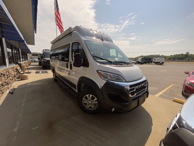 2025 Thor Tellaro 20J — photo 1 of 8