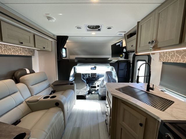 2026 Forest River Sunseeker 2500TSF — photo 4 of 8