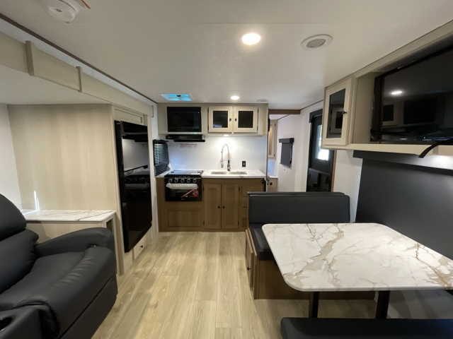 2026 Coachmen Apex Ultra-lite 256BHS — photo 3 of 8