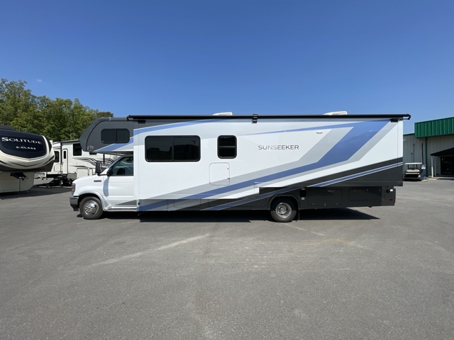2026 Forest River Sunseeker 3050SF — photo 6 of 8