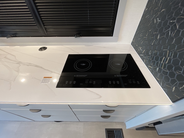 2026 Coachmen Euro 25TB — photo 8 of 8