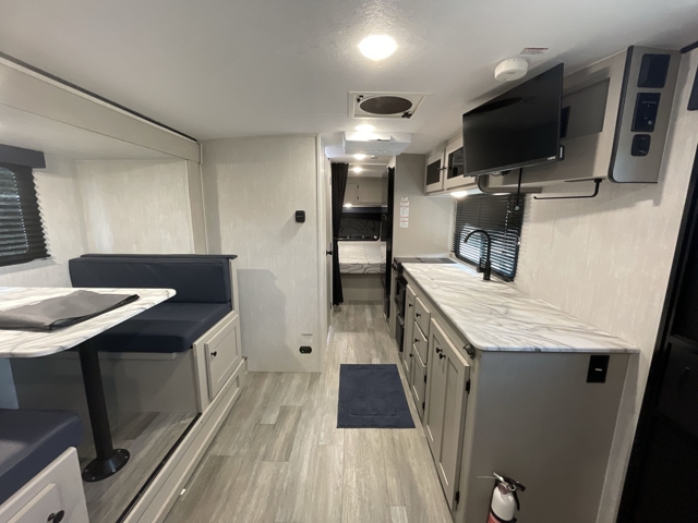 2025 Coachmen Apex Nano 221RLS — photo 2 of 8